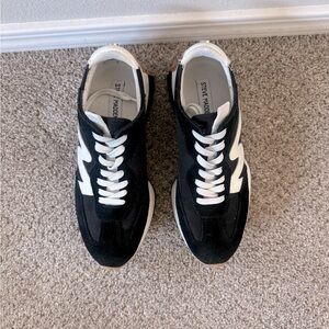 Women’s Steve Madden black & white sneakers, size 9